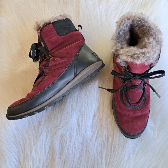 Beautiful Sorel snow boots - Picture 2 of 13